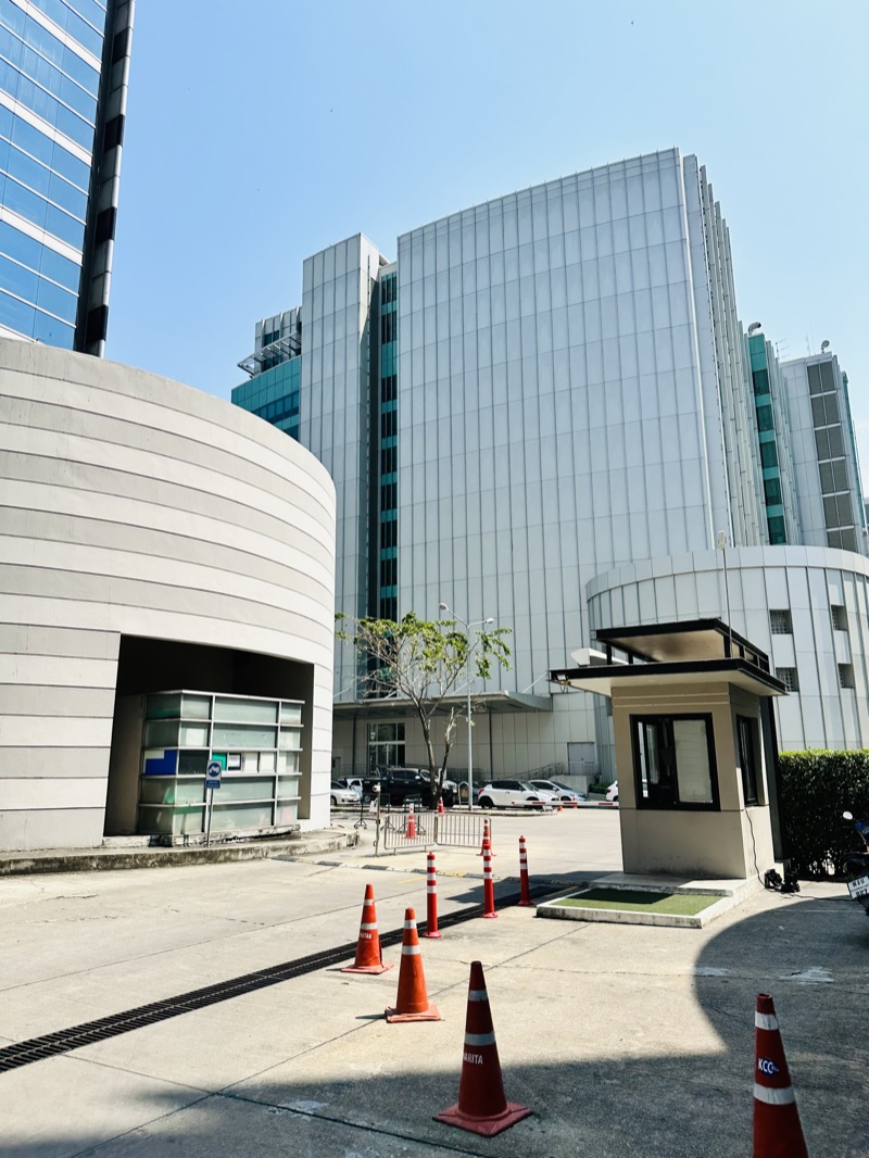 ตึกนาริตะทาวเวอร์ ปากเกร็ด สถานที่รับซื้อ Apple